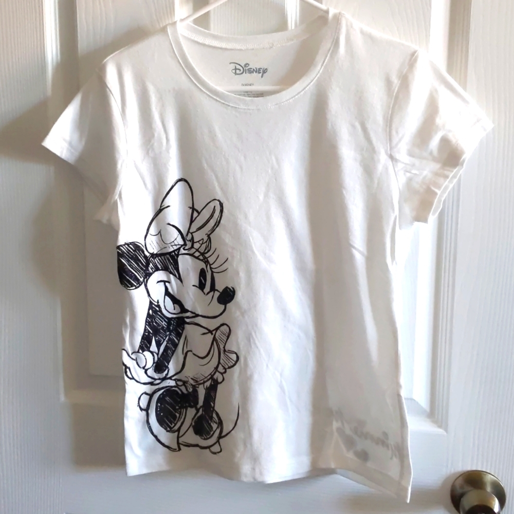 Minnie mouse tee
